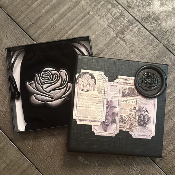 NWT Black Obsidian Adjustable Dragon Necklace with Natural Crystal - Picture 5 of 10